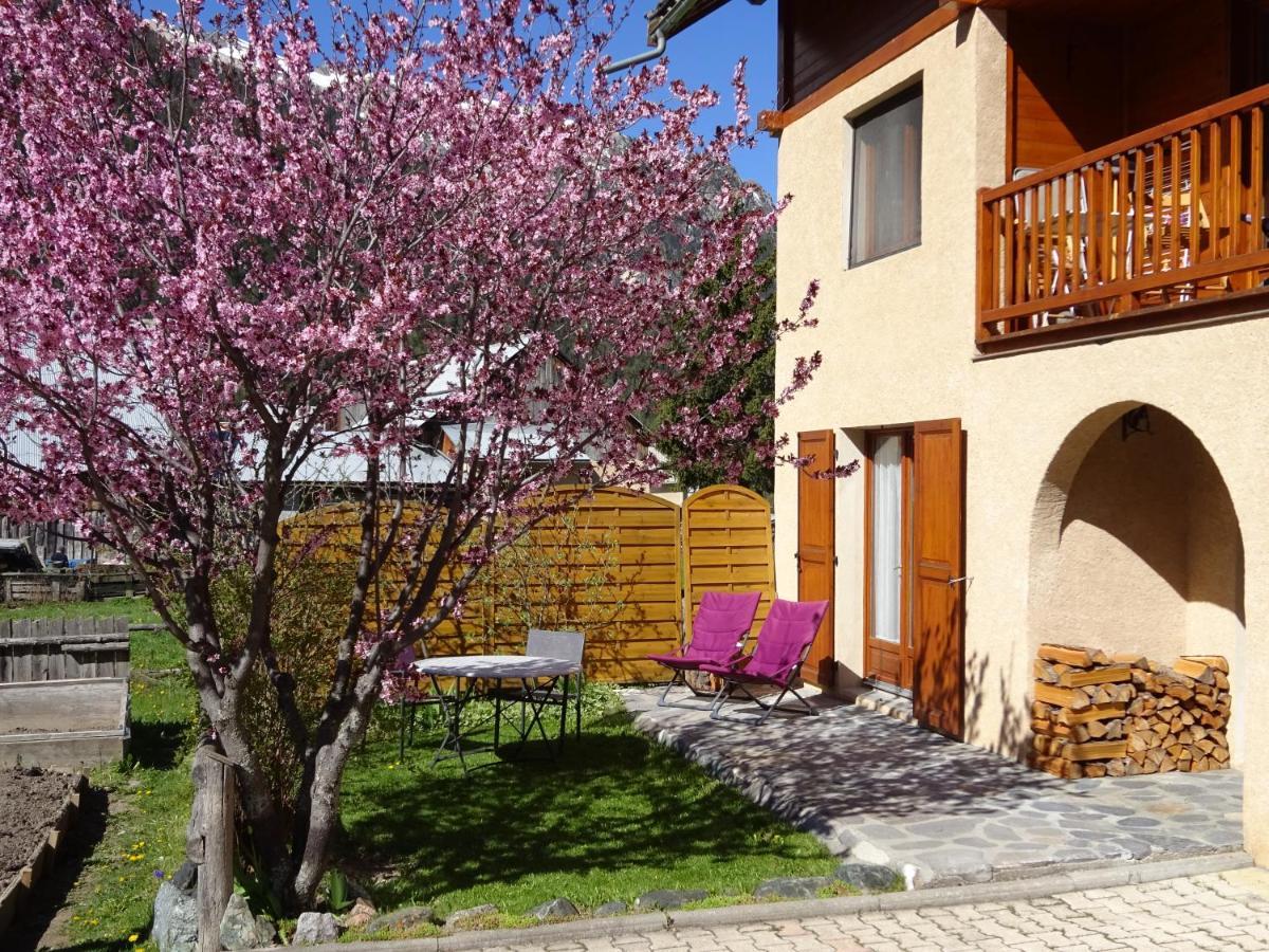 La Saume Daire Ceillac Dış mekan fotoğraf
